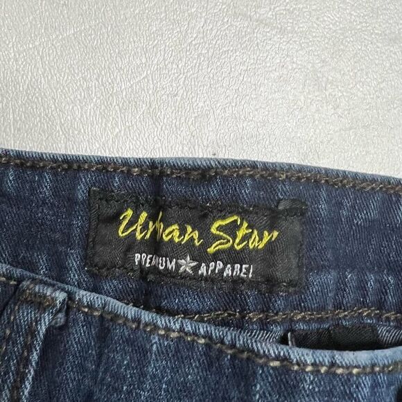 UrbanāStarā|āBootcutāJeans - Picture 2 of 4
